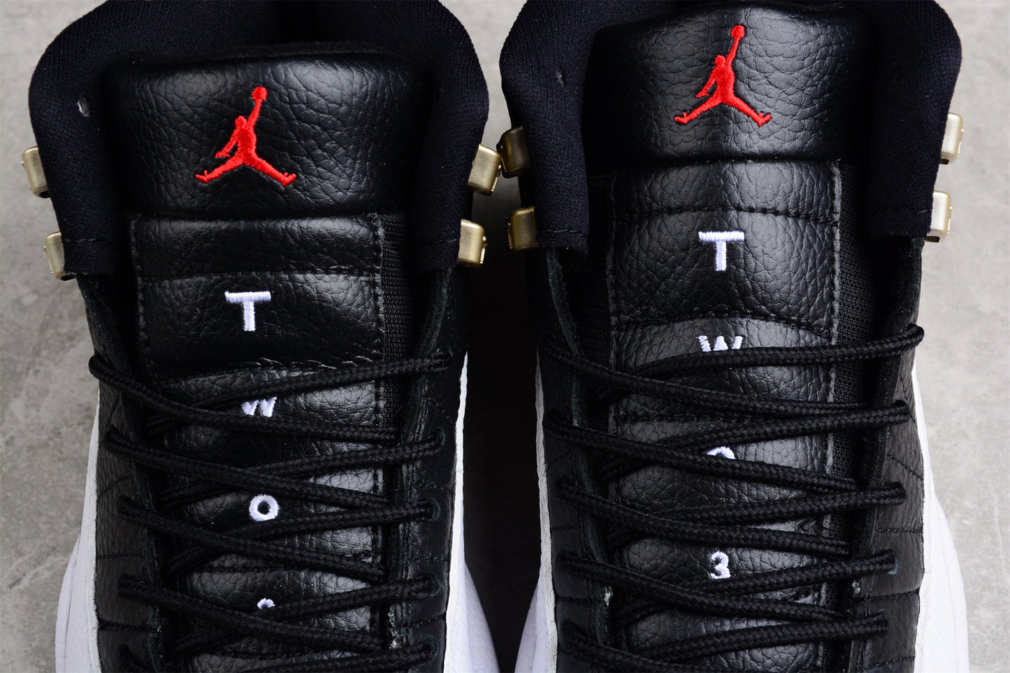 Air Jordan 12 "Playoffs" Black/White