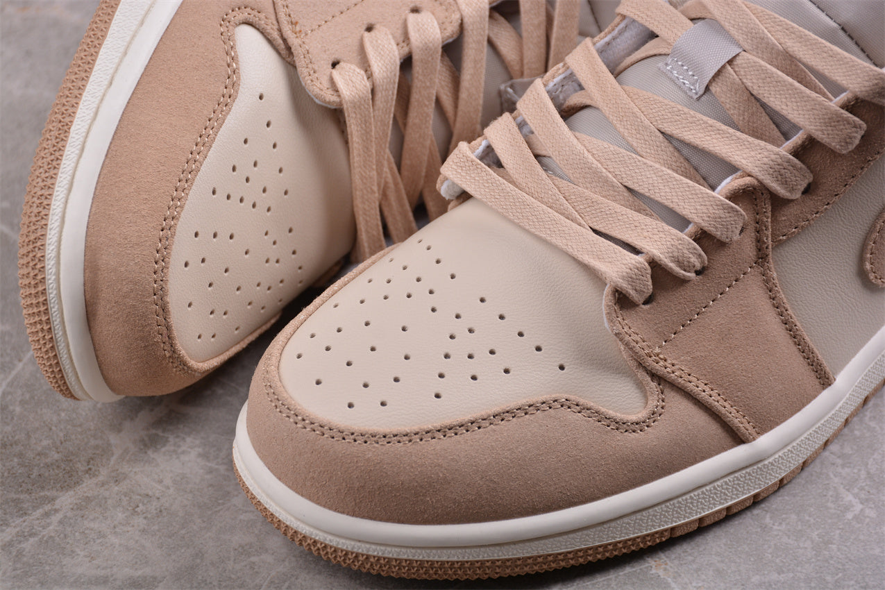 Air Jordan 1 Mid SE "Legend Light Brown"