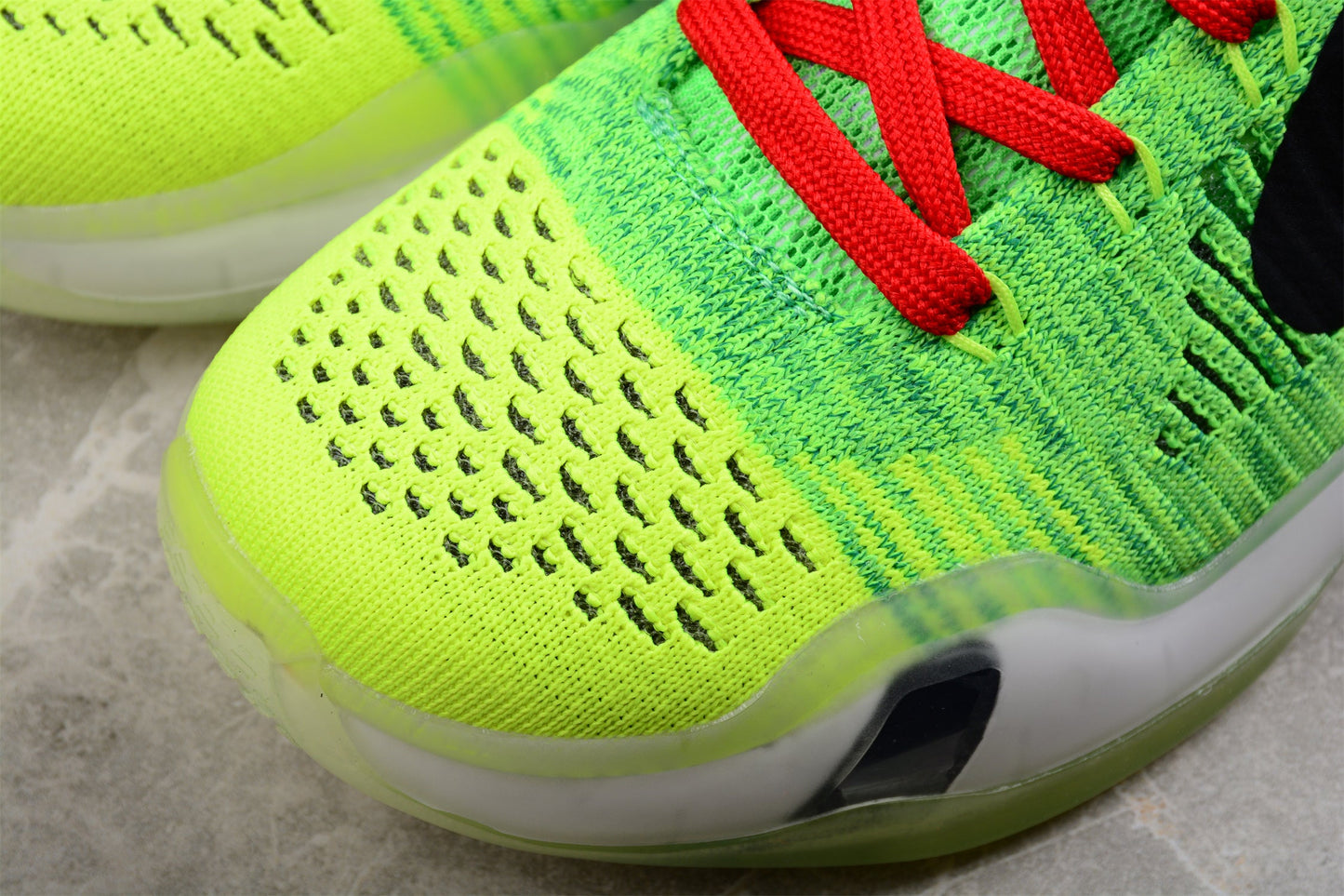 Nike Kobe 10 Elite 'Grinch' ID