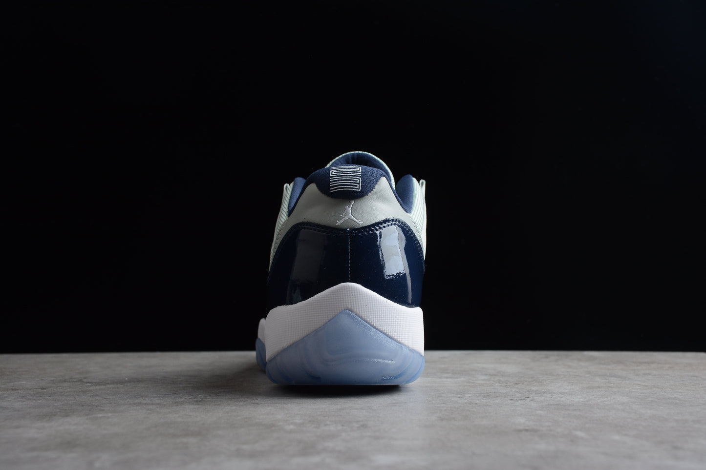 Air Jordan 11 Retro Low “Georgetown”