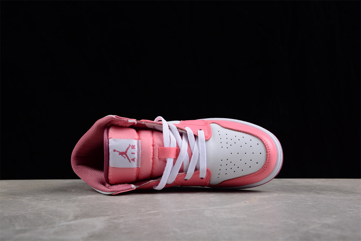 Air Jordan 1 Mid "Desert Berry"