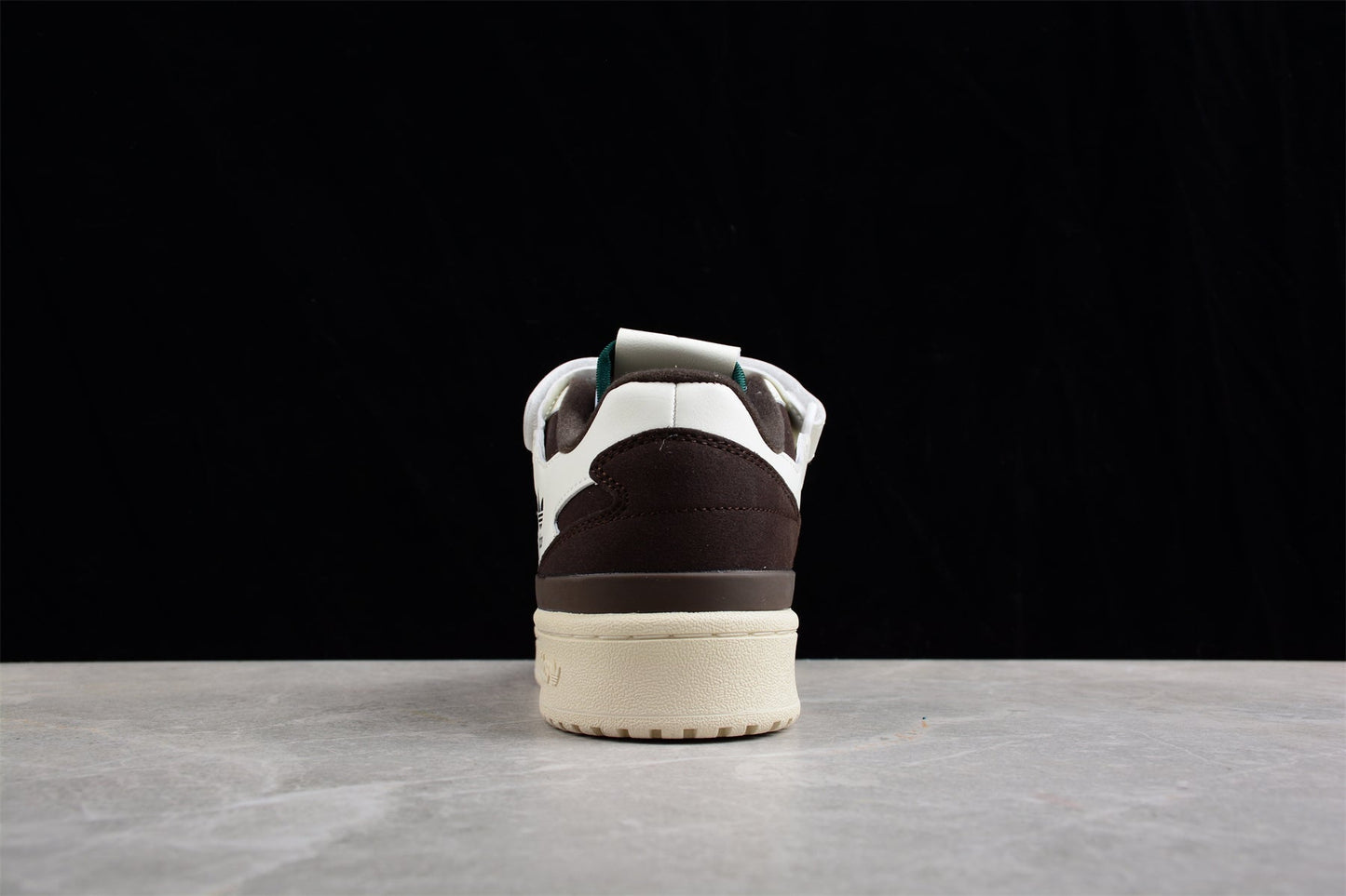 adidas Forum 84 Low in Cream White/Brown