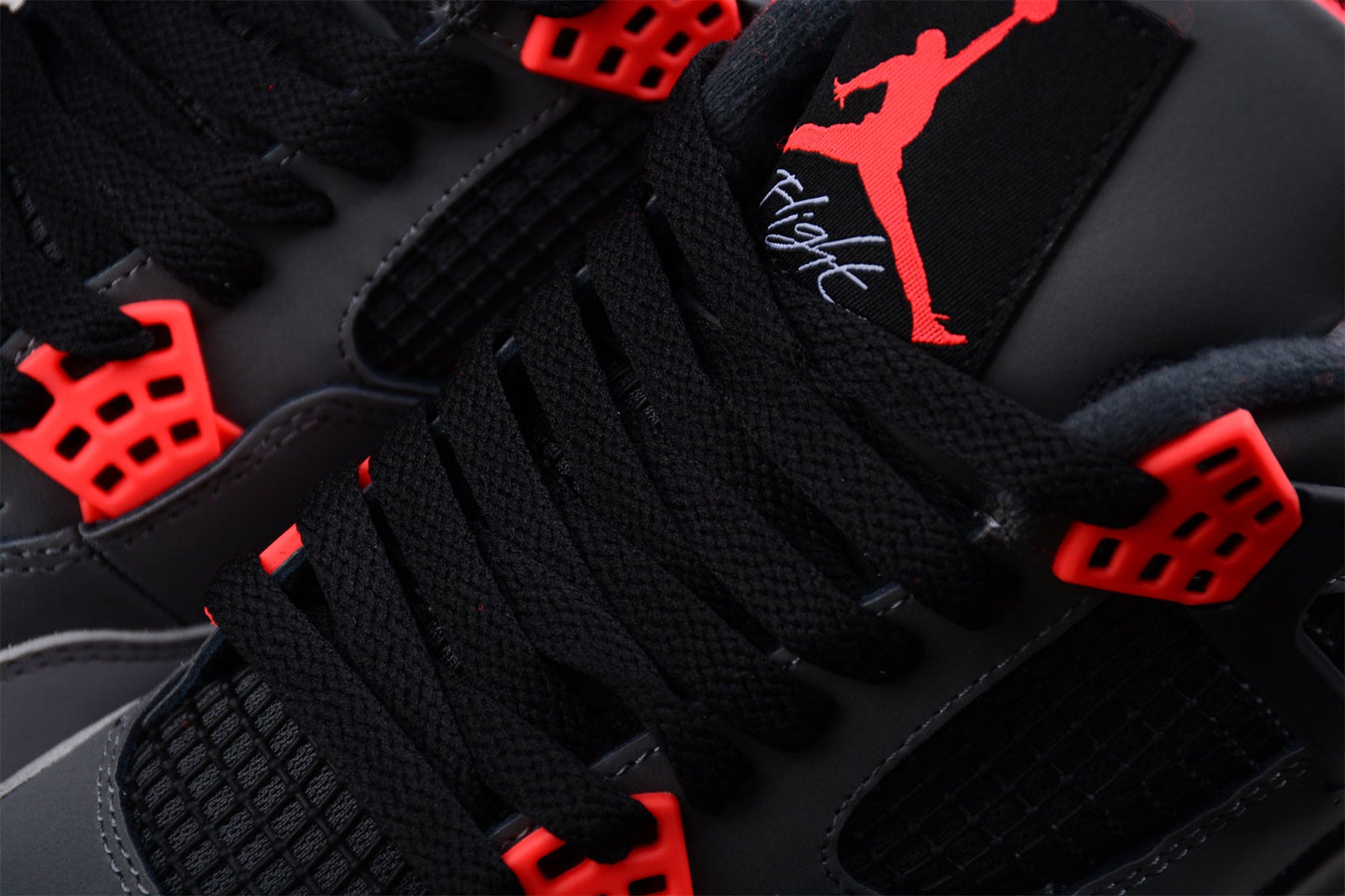 Air Jordan 4 Retro "Infrared"