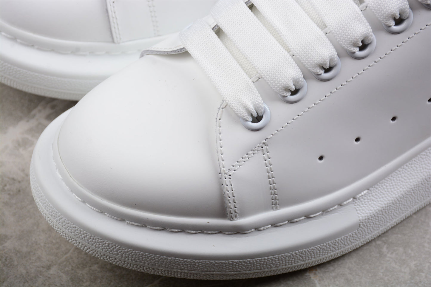 Alexander McQueen Oversized Sneaker 'White Electric Blue'