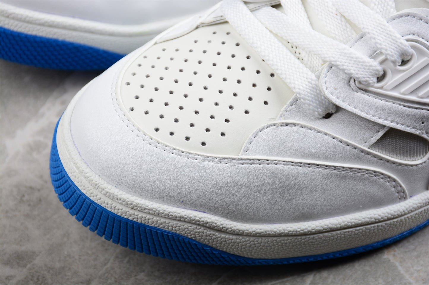 Gucci Basket Low White Blue Leather Sneakers