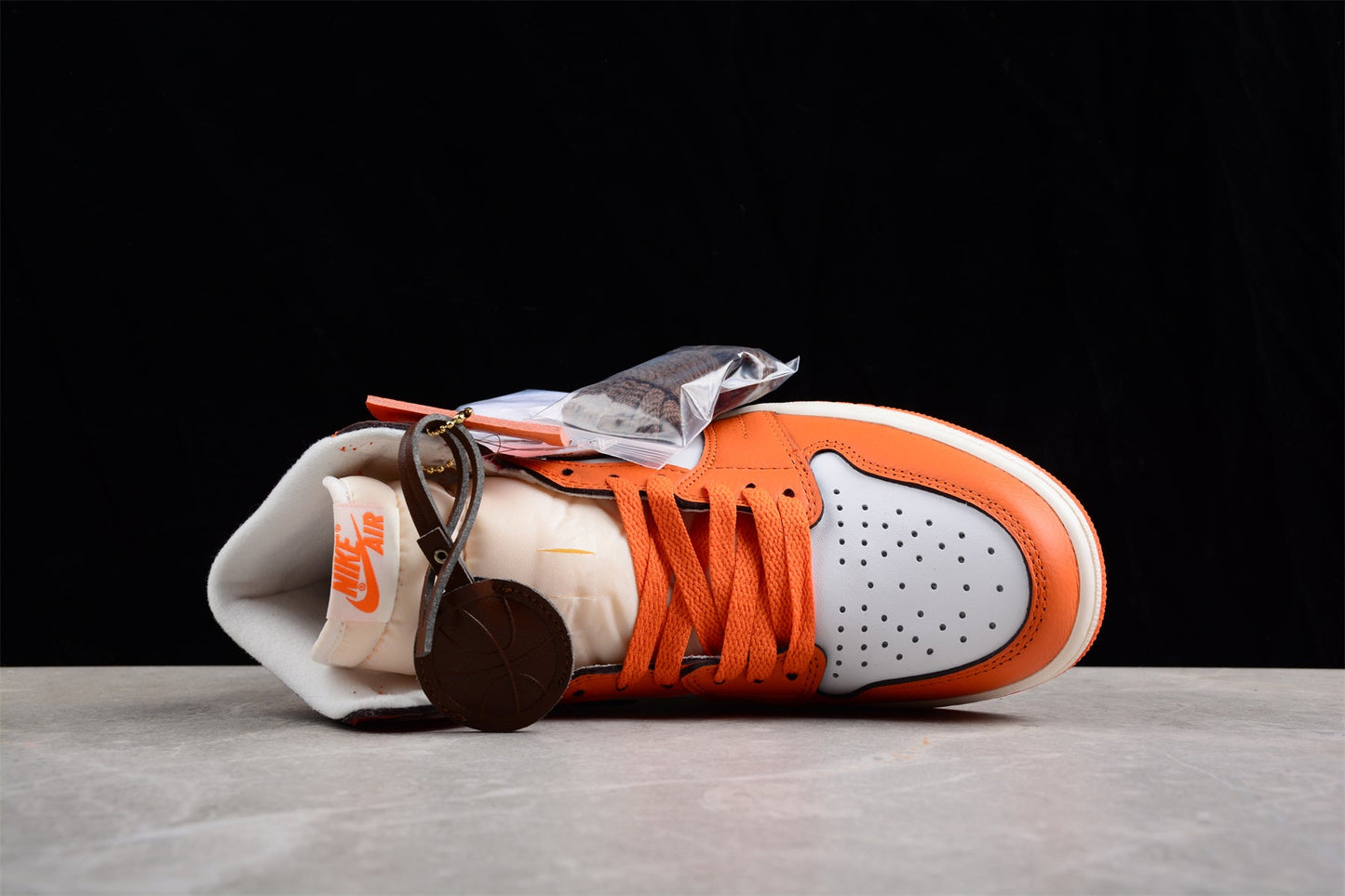 Jordan Air Jordan 1 High "Starfish" sneakers