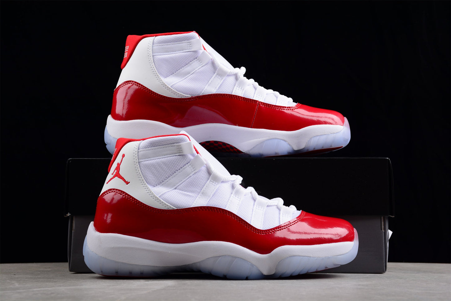 Air Jordan 11 "Cherry"