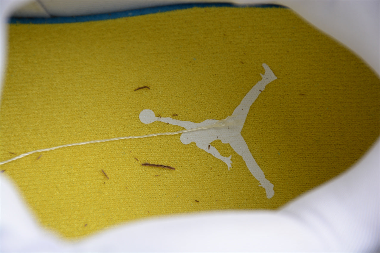 Air Jordan 4  “Vivid Sulfur”