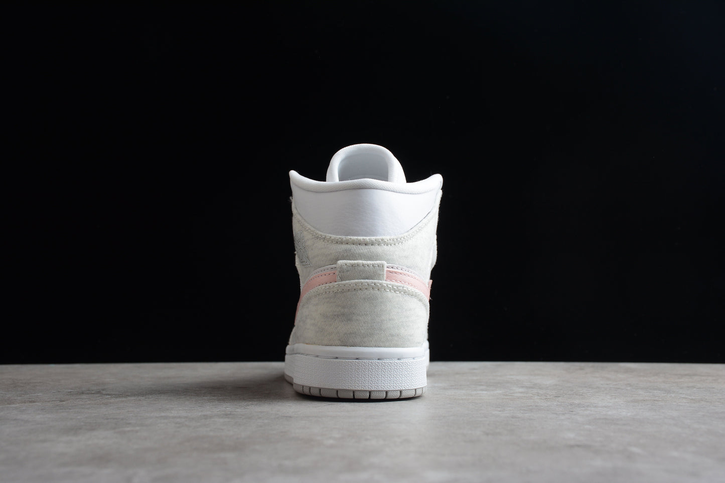 Air Jordan 1 Mid SE "Light Iron Ore"