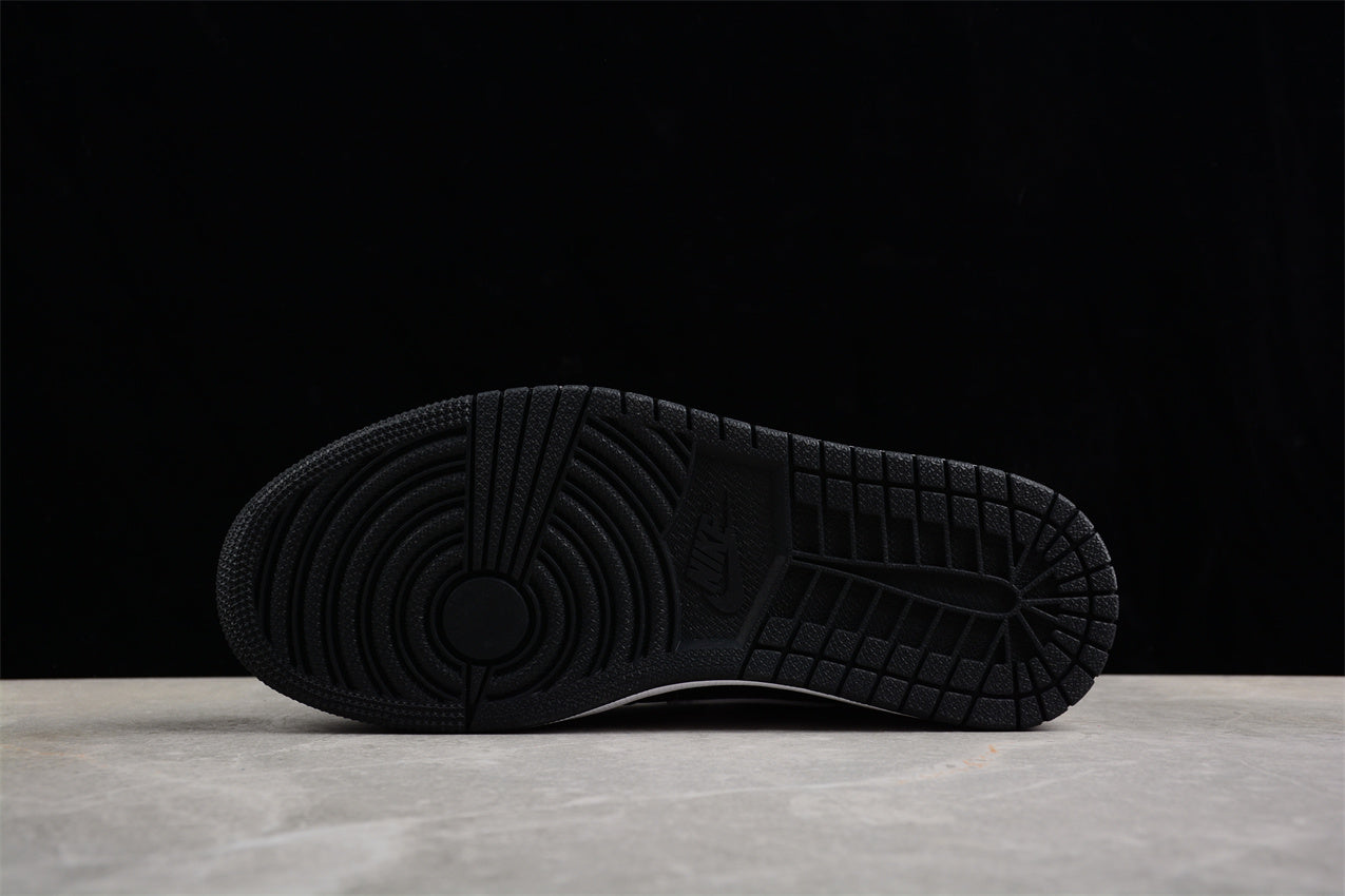 Air Jordan 1 High OG “Reverse Panda”