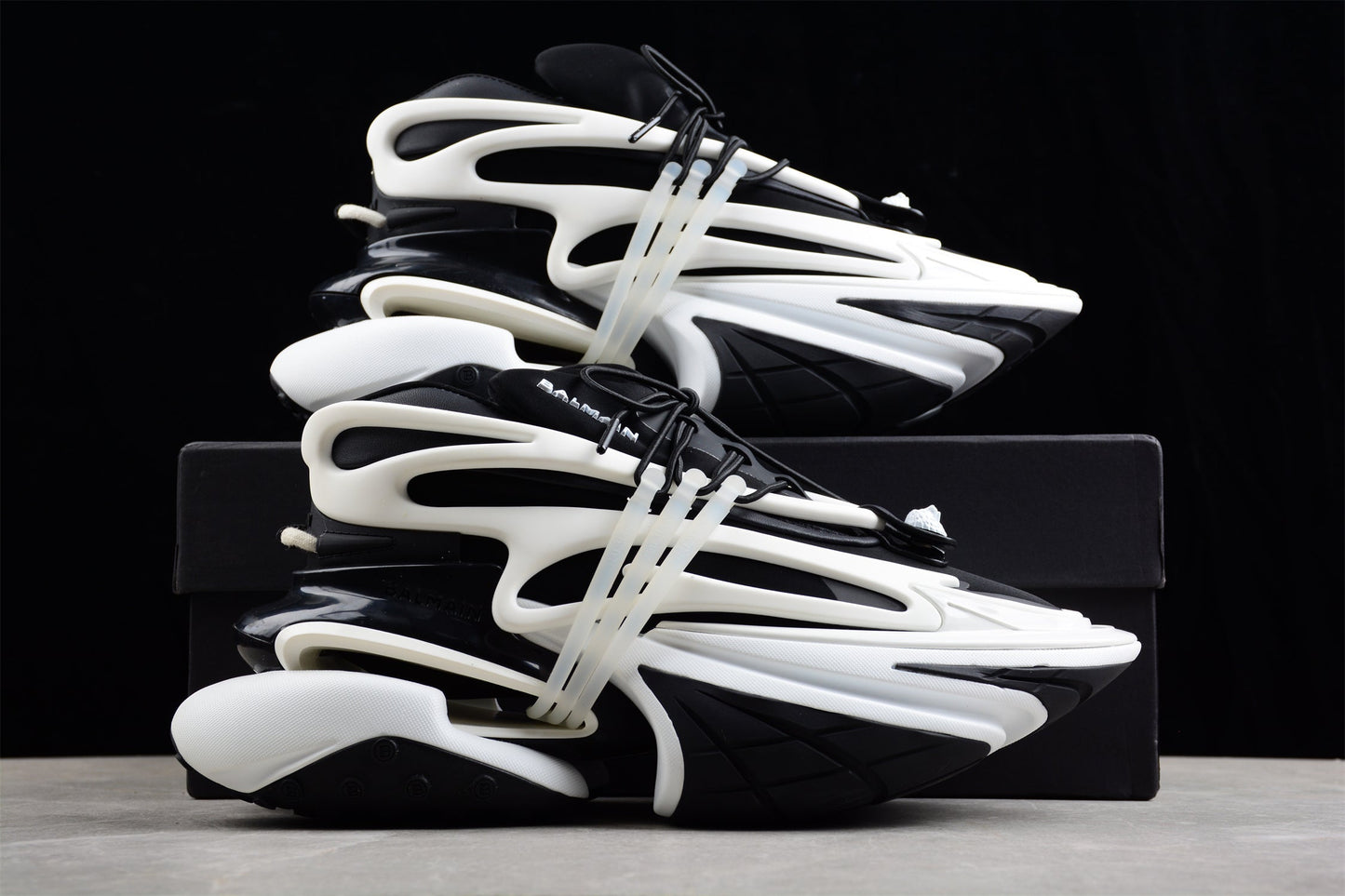 Balmain Unicorn Low-Top Sneakers in White/Black – Neoprene and Leather