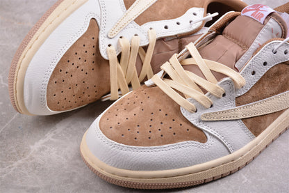 Travis Scott x Air Jordan 1 Low OG Mocha Sneakers