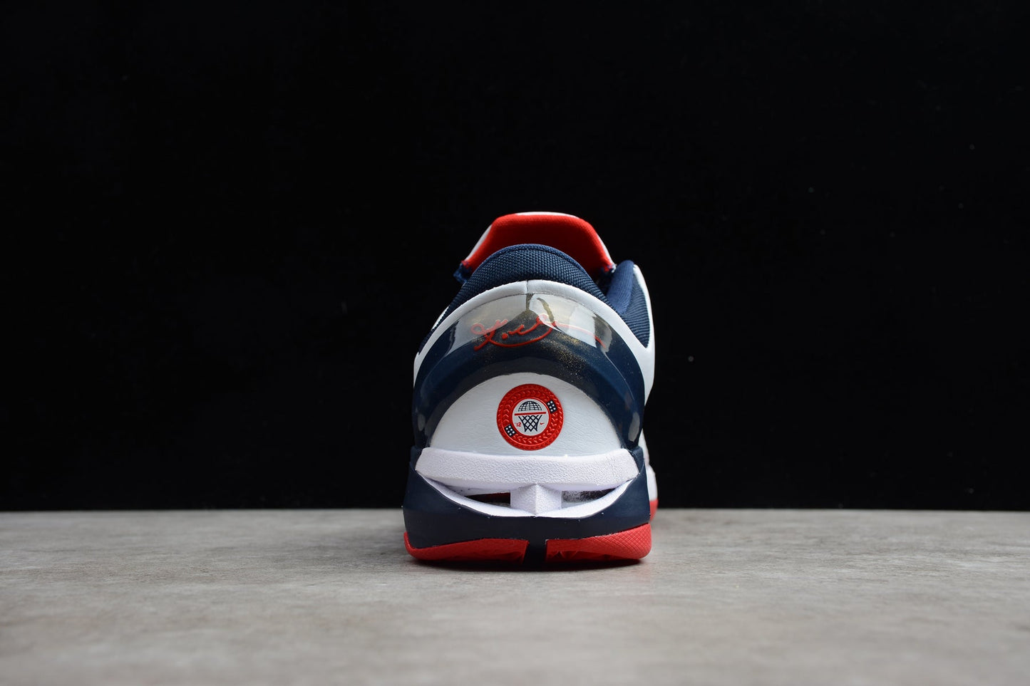 Nike Zoom Kobe 7 "Gold Medal"