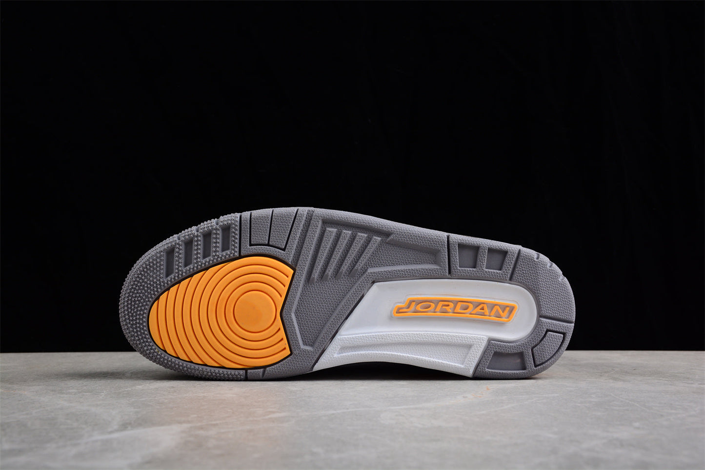 Air Jordan 3 Retro “Laser Orange”