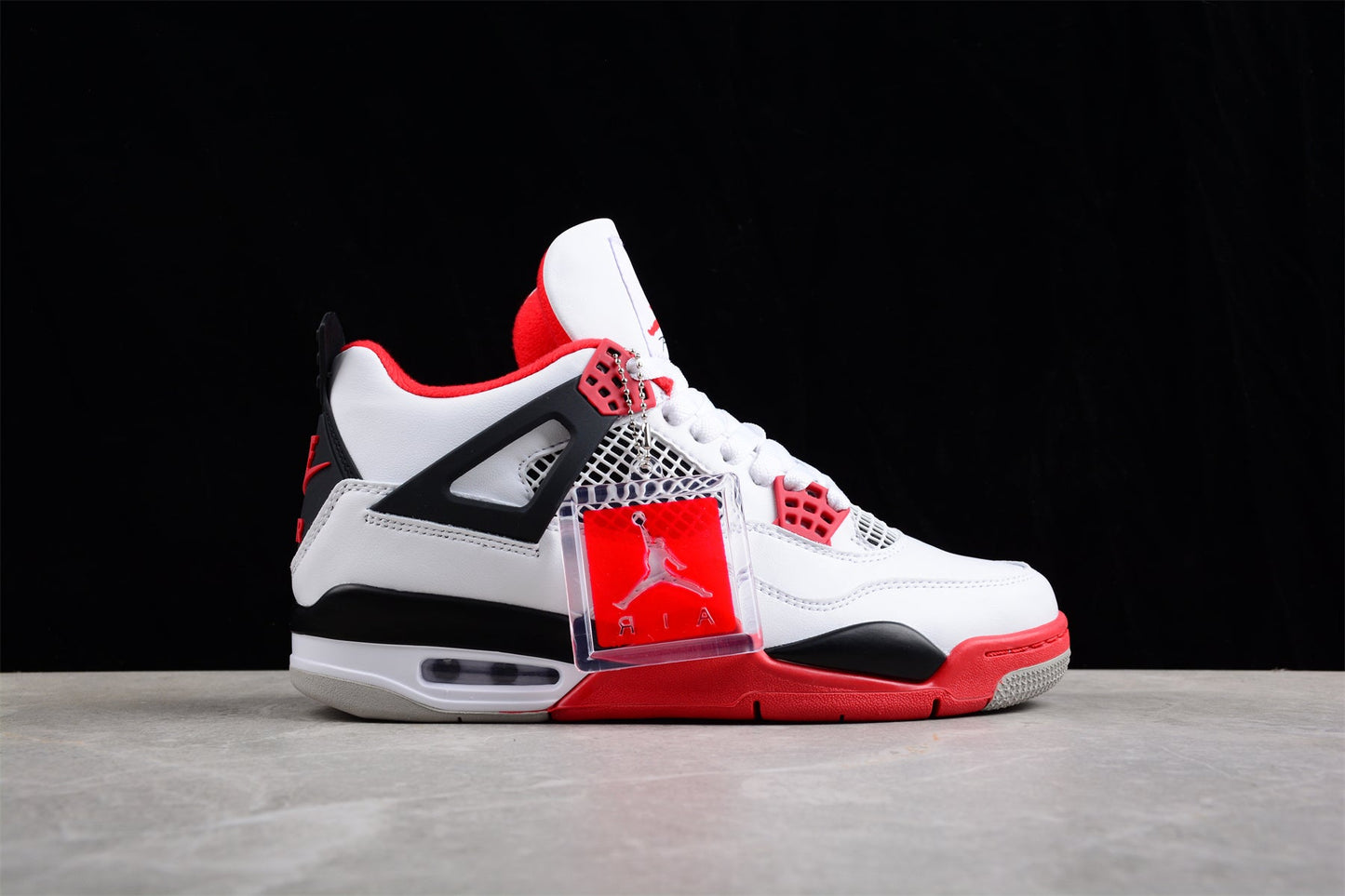 Air Jordan 4 Retro "Fire Red" 2020