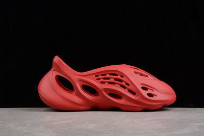 Yeezy Foam Runner Vermilion