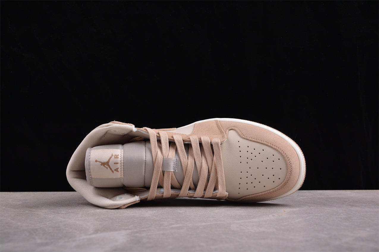 Air Jordan 1 Mid SE "Legend Light Brown"
