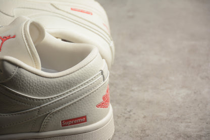 Supreme x Air Jordan 1 Low AJ1 Sneakers