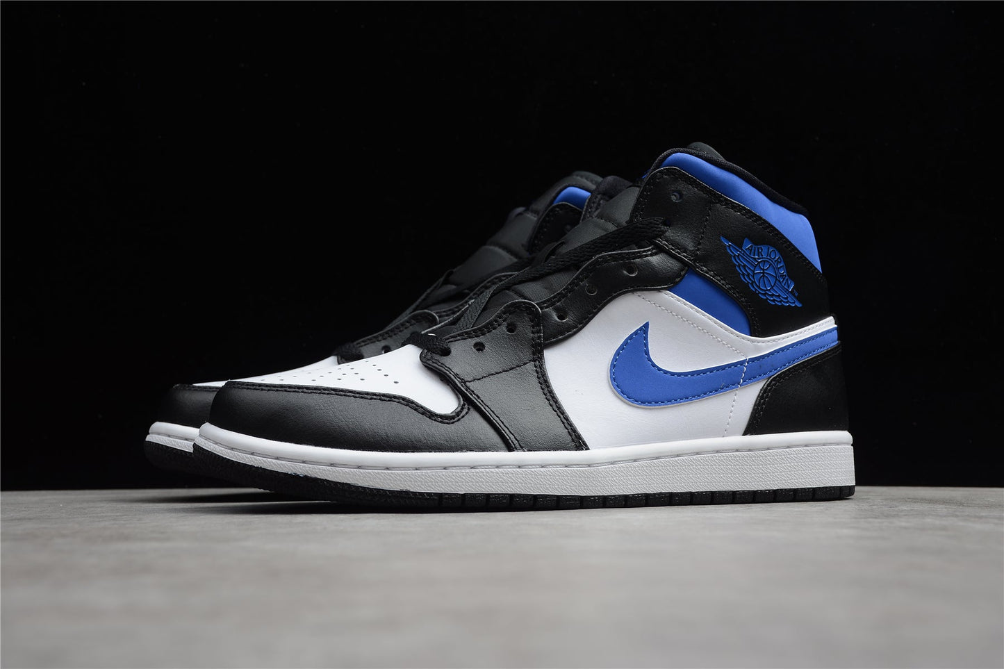 Air Jordan 1 Mid “Racer Blue”