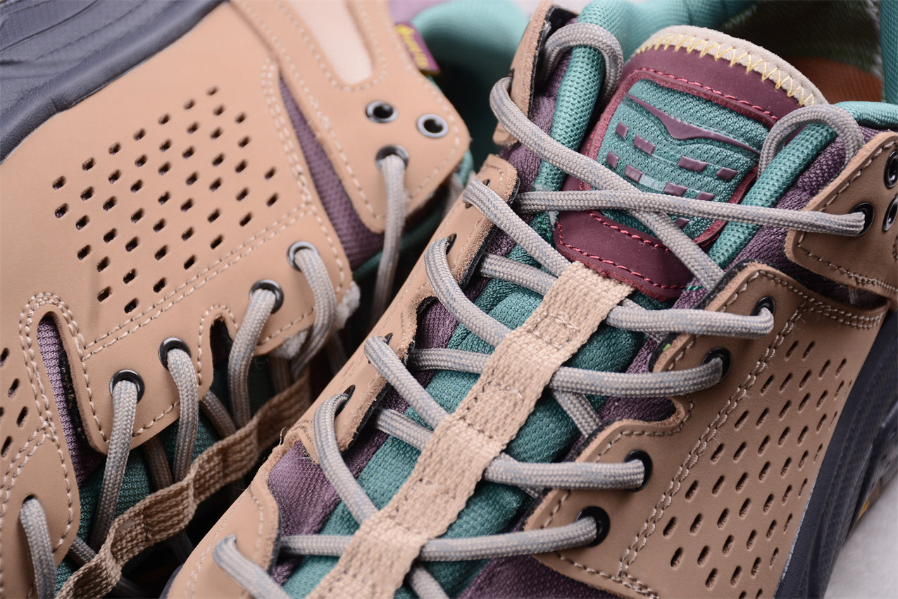 Hoka One One Tor Ultra Low Bodega