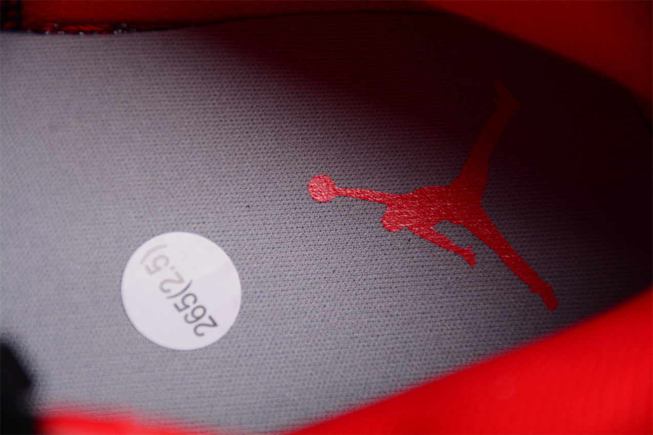 Air Jordan 1 Mid "Bred Shadow"