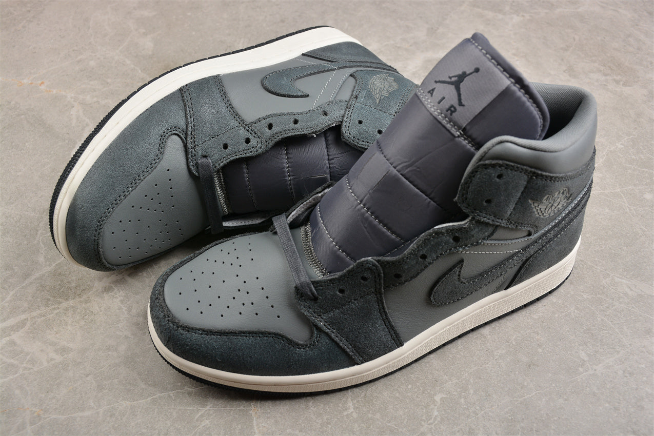Air Jordan 1 Mid "Distressed Smoke Grey"