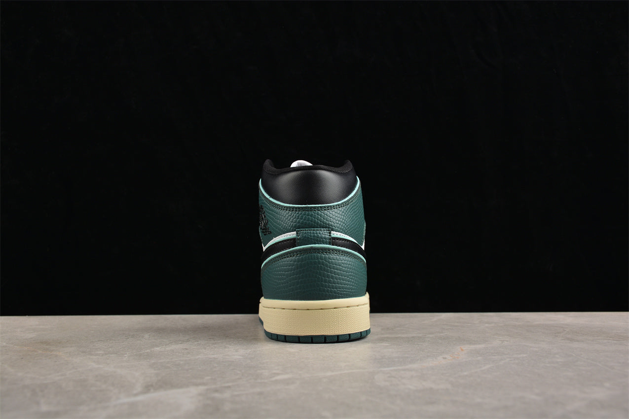 Air Jordan 1 Mid "Oxidized Green"