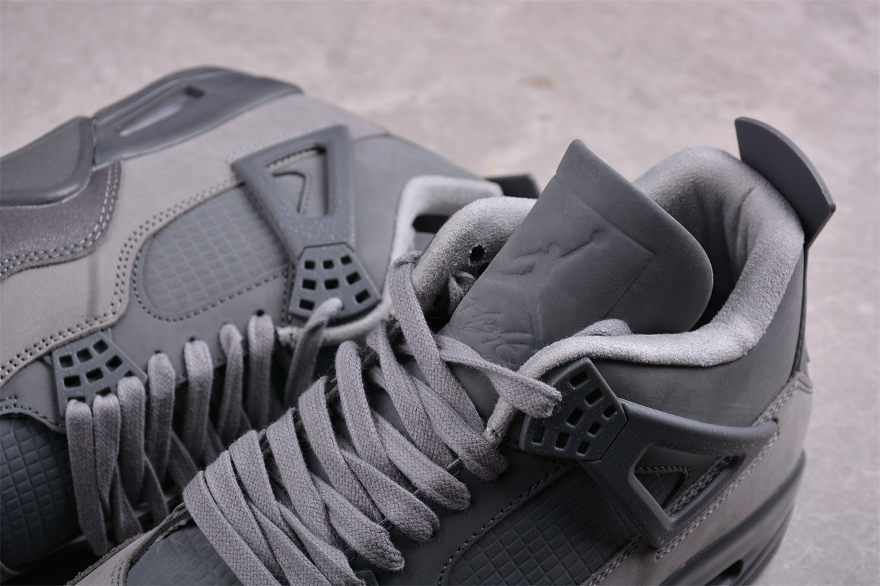 Air Jordan 4 Retro SE "Wet Cement"