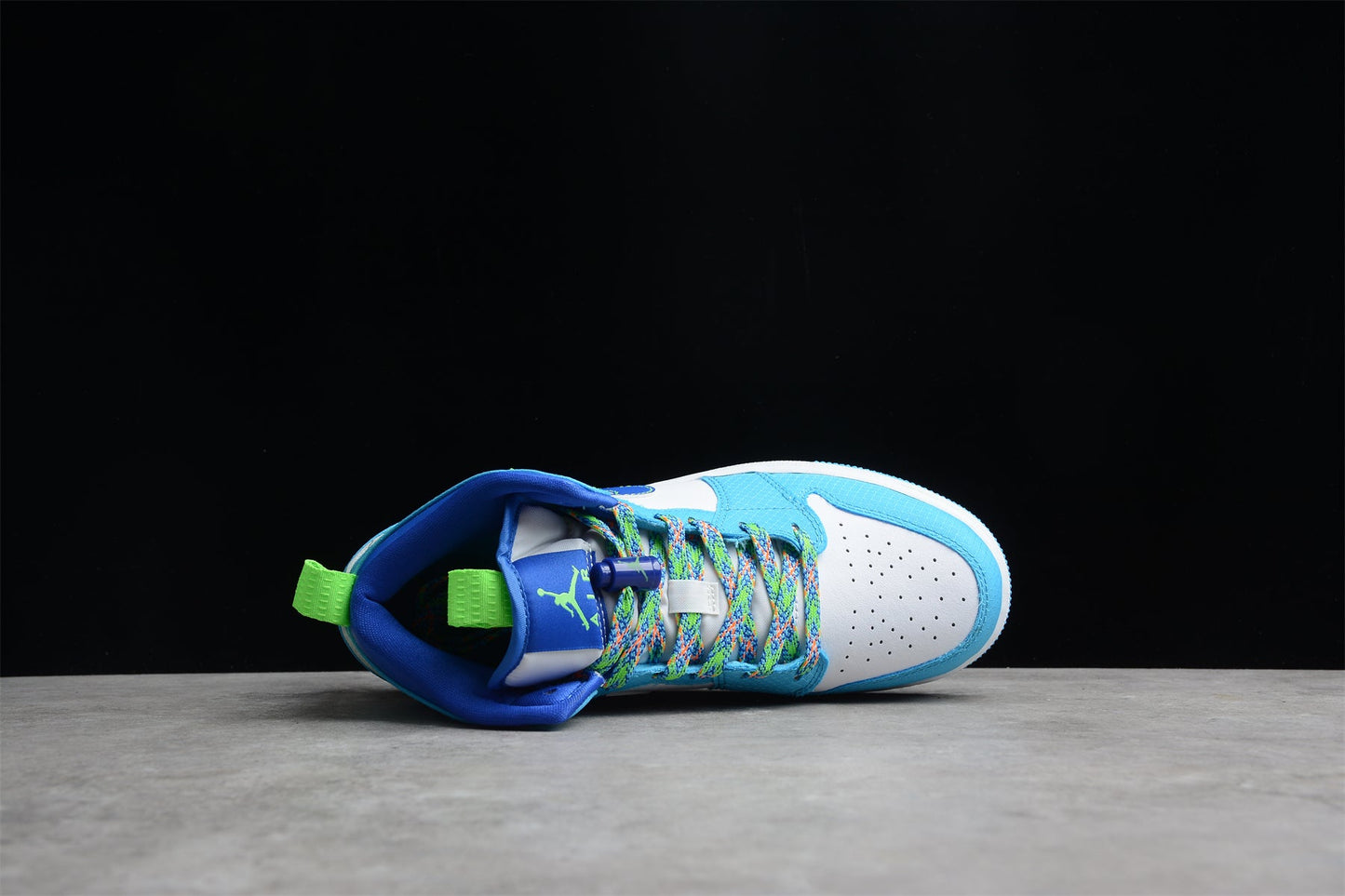 Air Jordan 1 Mid SE GS 'Sprite Blue'