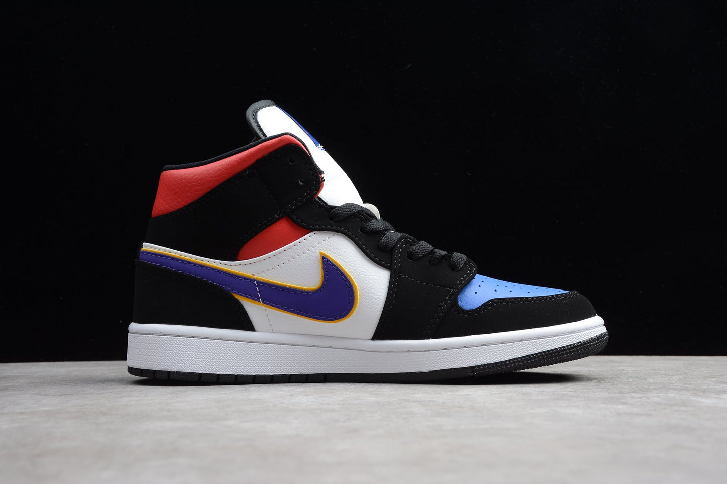 Nike Air Jordan 1 Mid "Lakers"