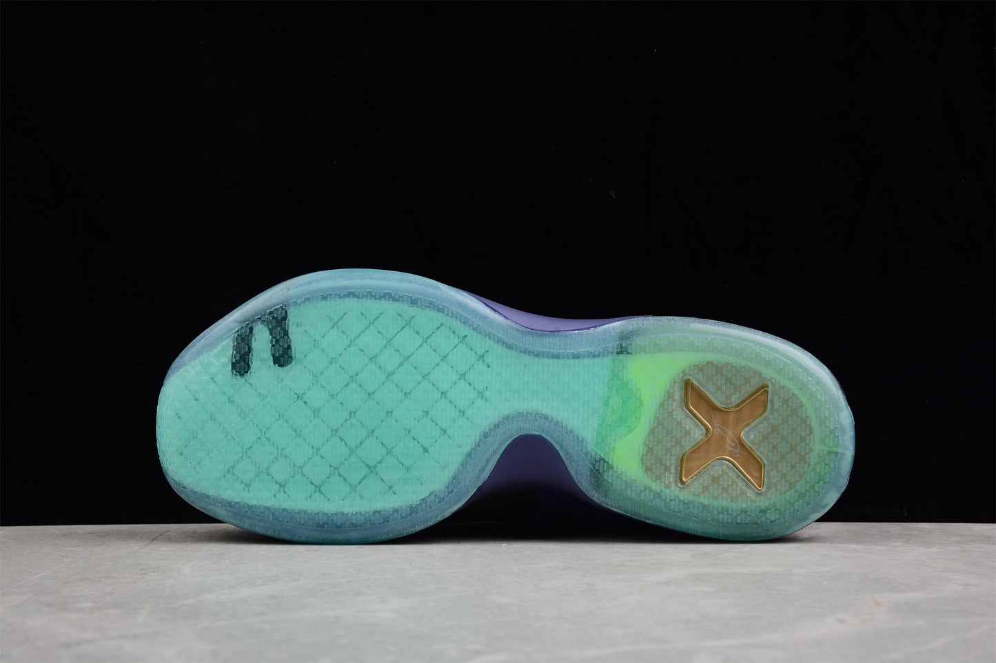 Nike Kobe 10 "Peach Jam"