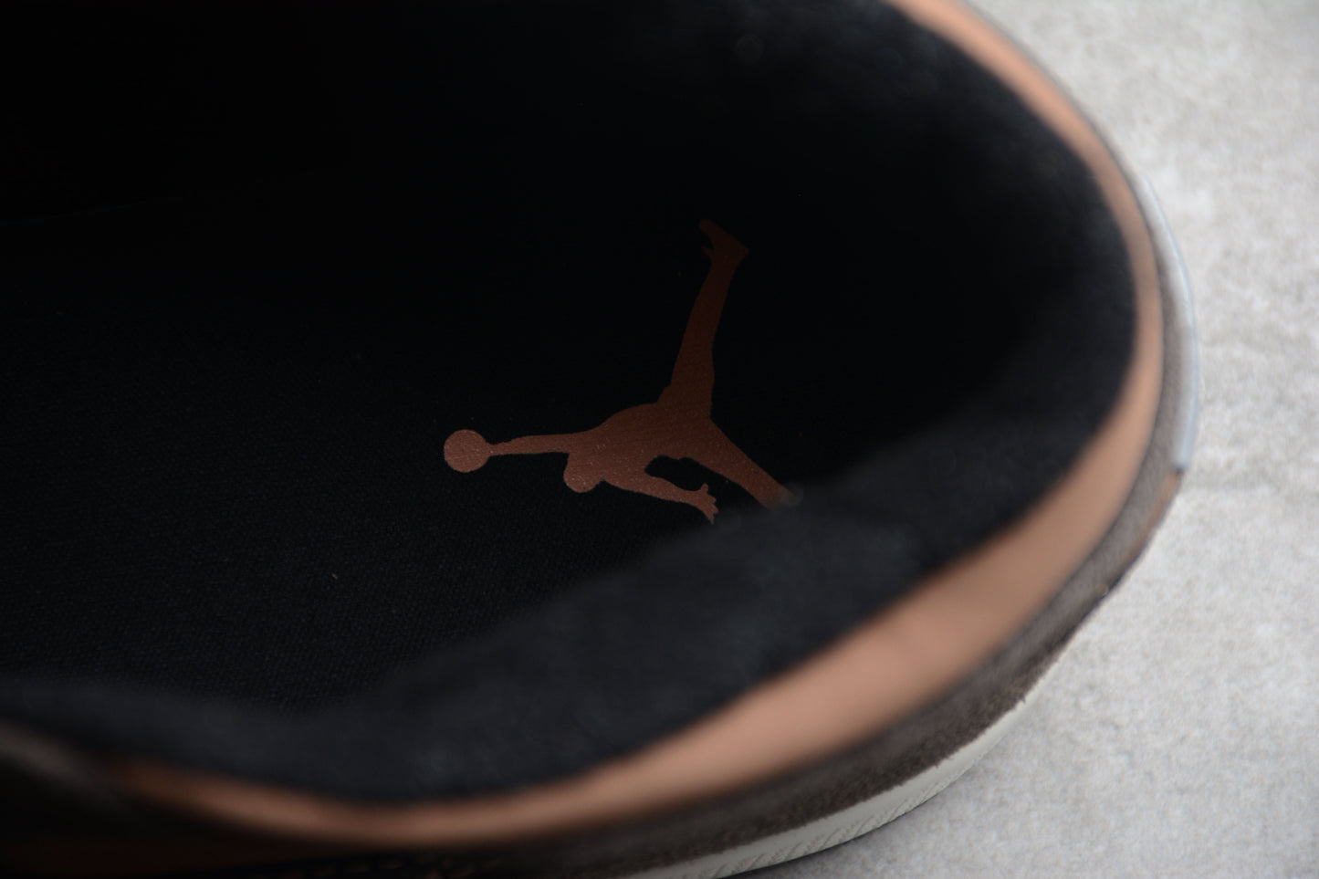 Nike Air Jordan 1 Mid SE "Dark Chocolate Mocha"