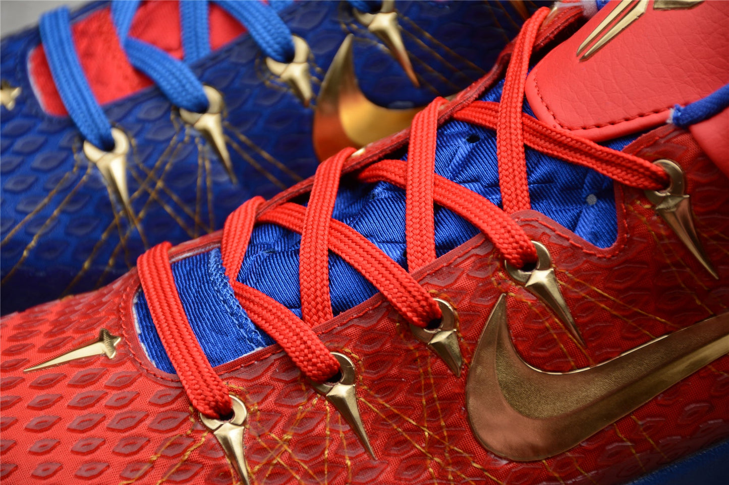Nike Zoom Kobe 7 “Lion Heart”
