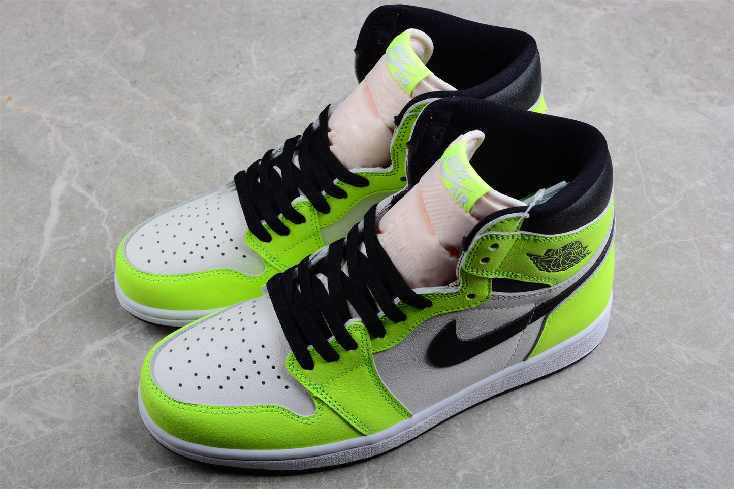 Air Jordan 1 High OG "Volt"