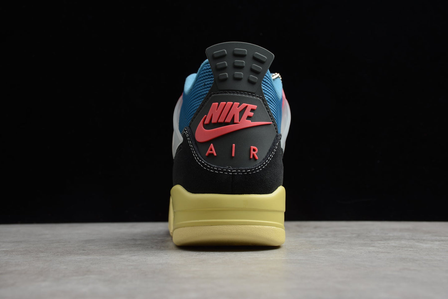 Union LA x Air Jordan 4 “Off Noir”