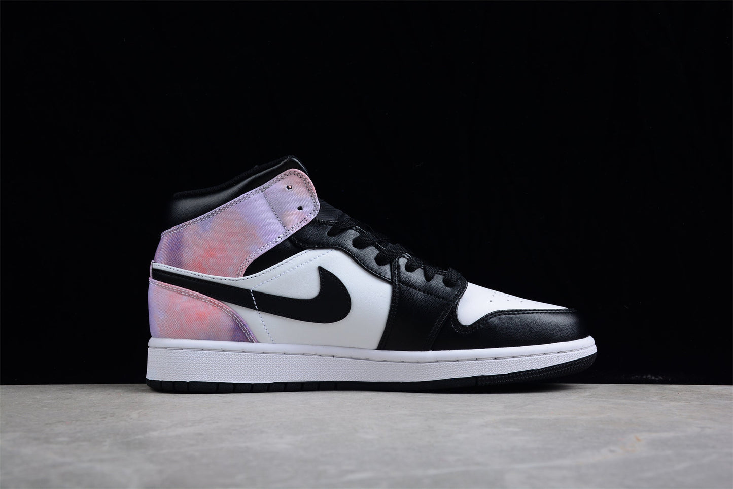 Air Jordan 1 Mid SE "Tie-Dye"