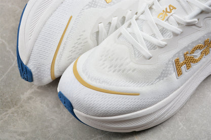 Hoka One One Skyflow White