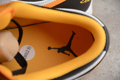 Nike Air Jordan 1 Low Taxi Sneakers