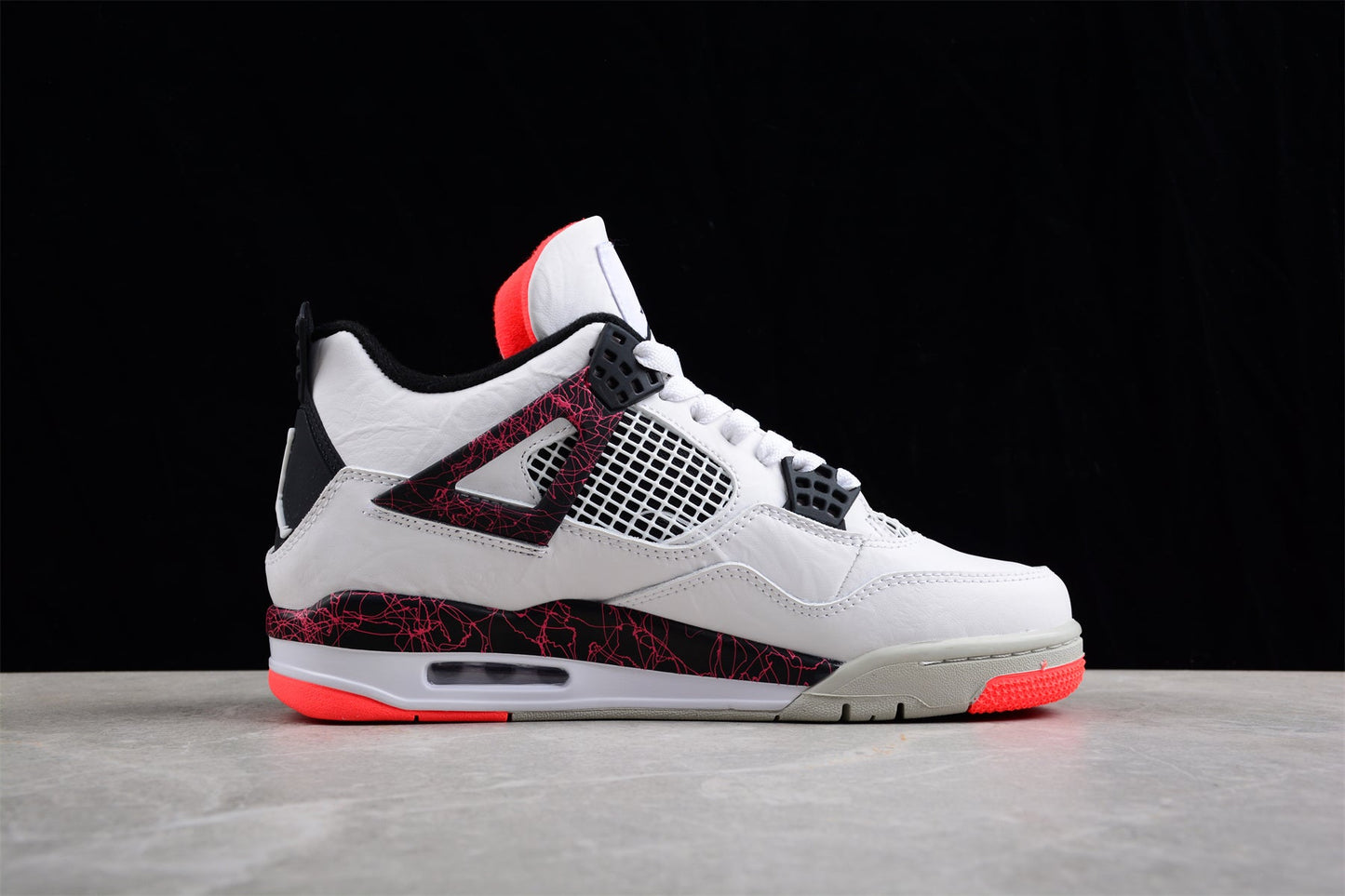 Air Jordan 4 “Hot Lava” (Flight Nostalgia)