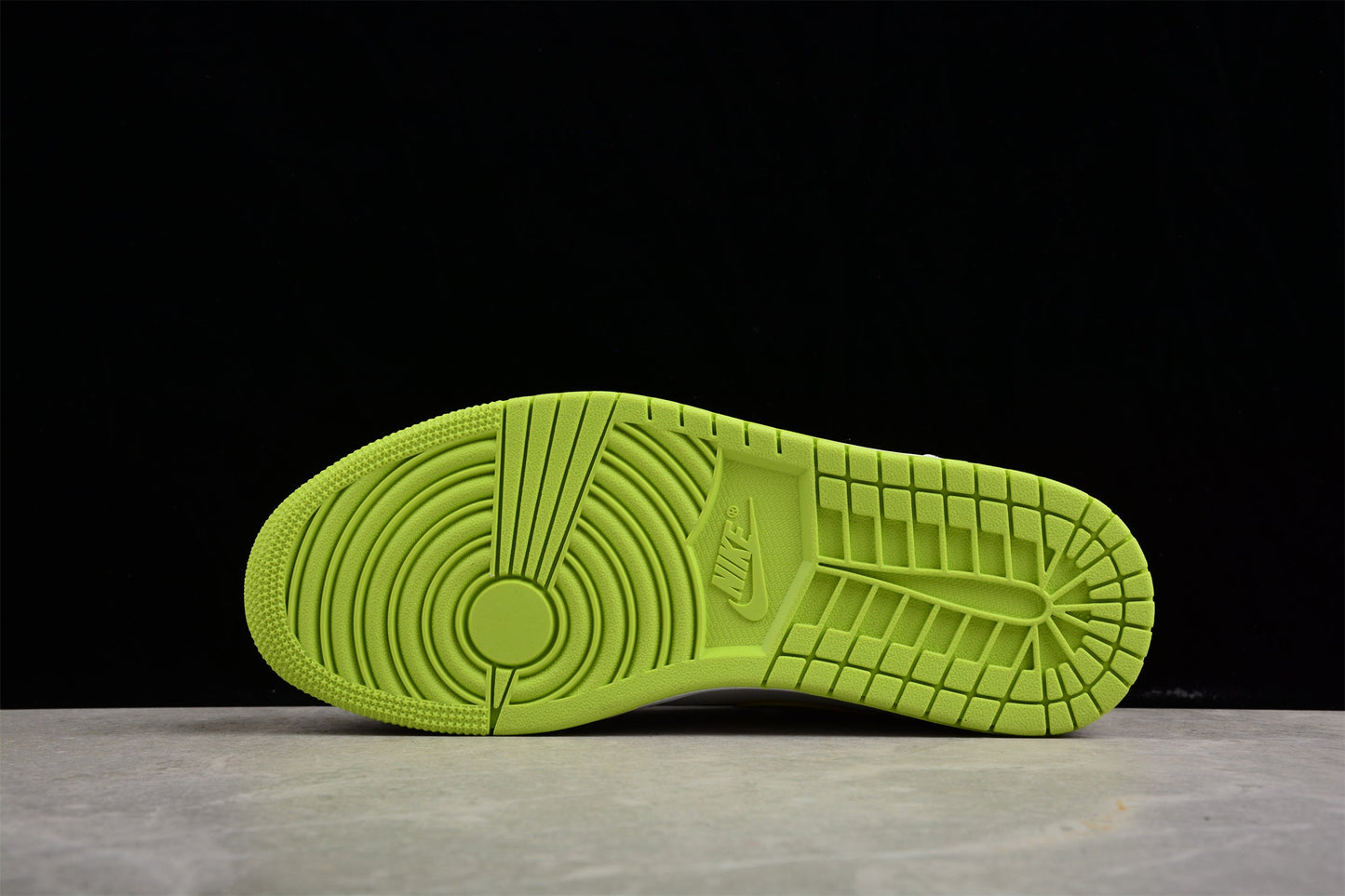 Air Jordan 1 Mid "White Lime"