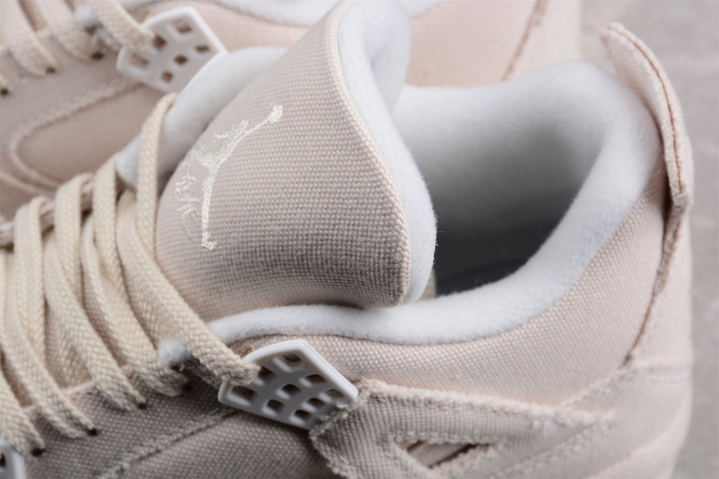 Air Jordan 4 Retro 'Blank Canvas'