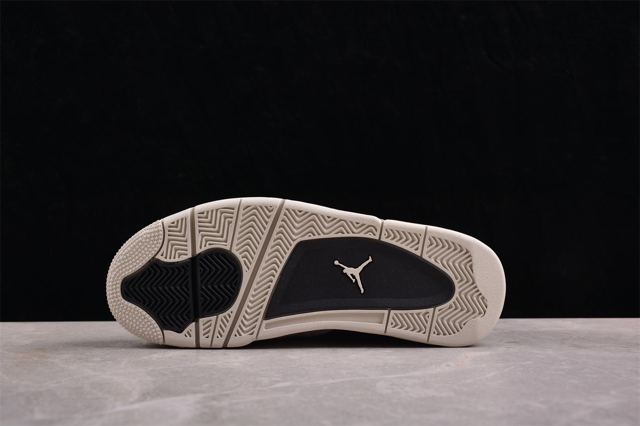 Air Jordan 4 RM ‘Black Light Bone’