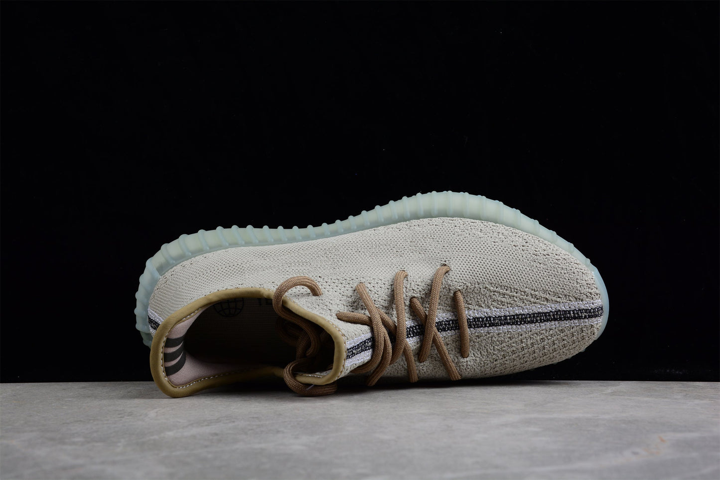Adidas Yeezy Boost 350 V2 Sneakers
