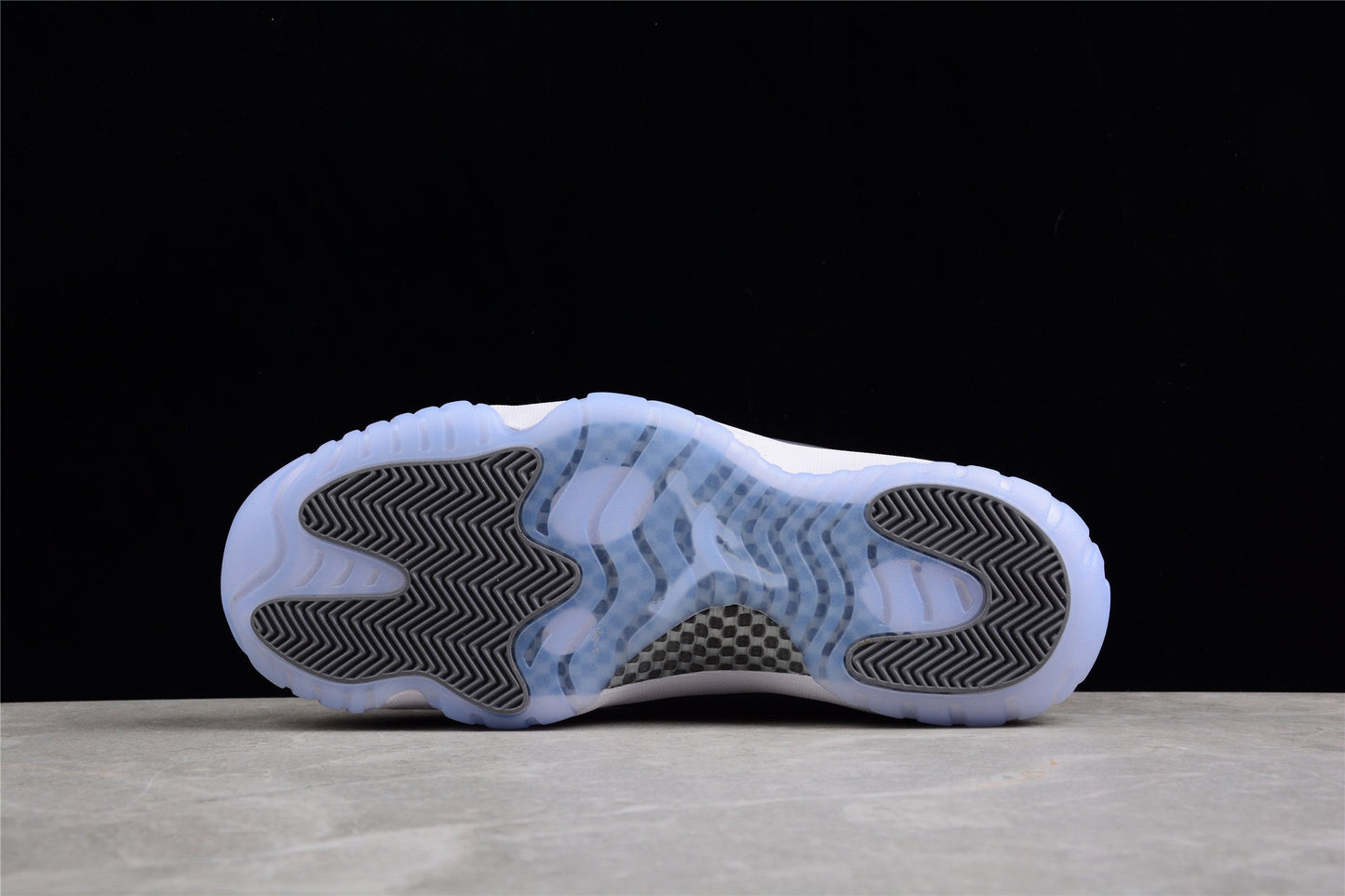 Air Jordan 11 Retro High "Cool Grey"