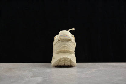 Moncler Trailgrip GT Beige Sneakers
