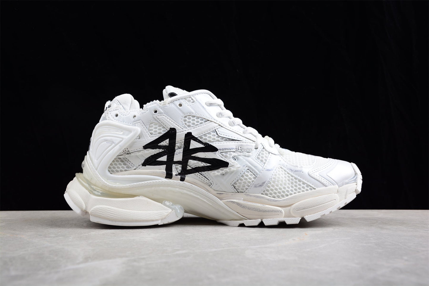 Balenciaga Runner Graffiti White