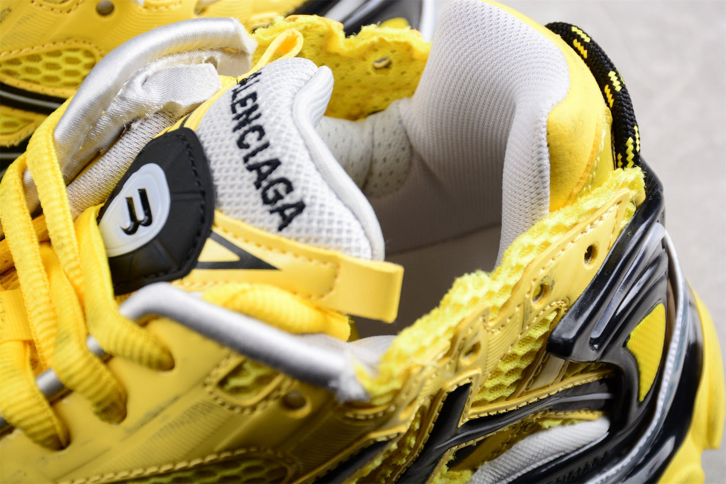 Balenciaga Runner 7.0 Yellow Sneakers