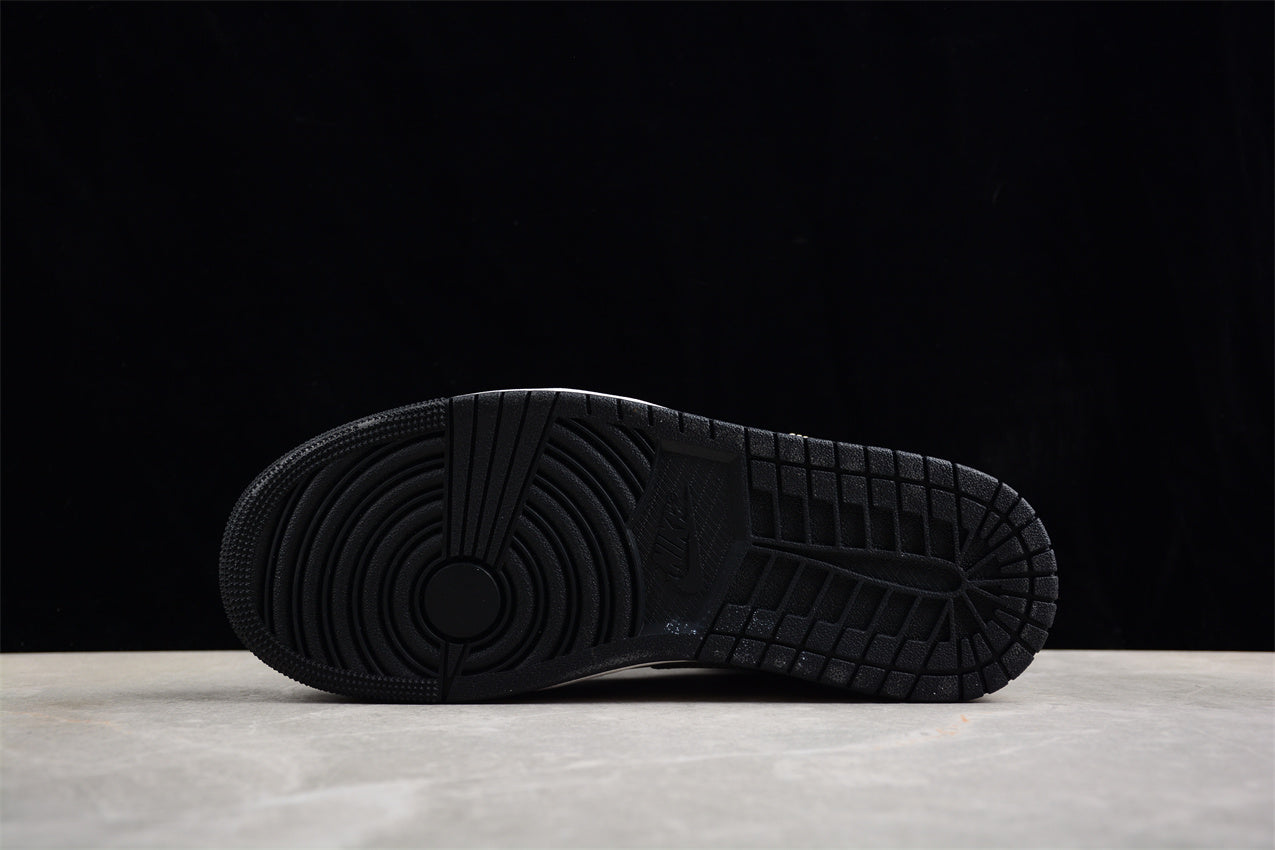Air Jordan 1 Mid SE "Black Chrome"
