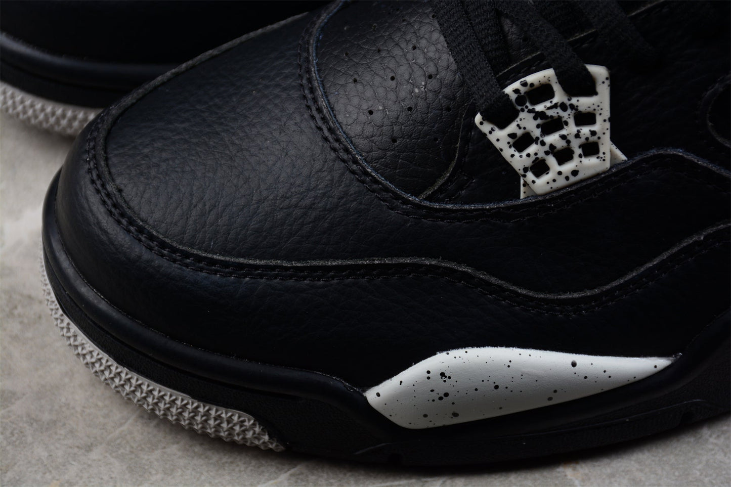 Air Jordan 4 Retro GS "Oreo"