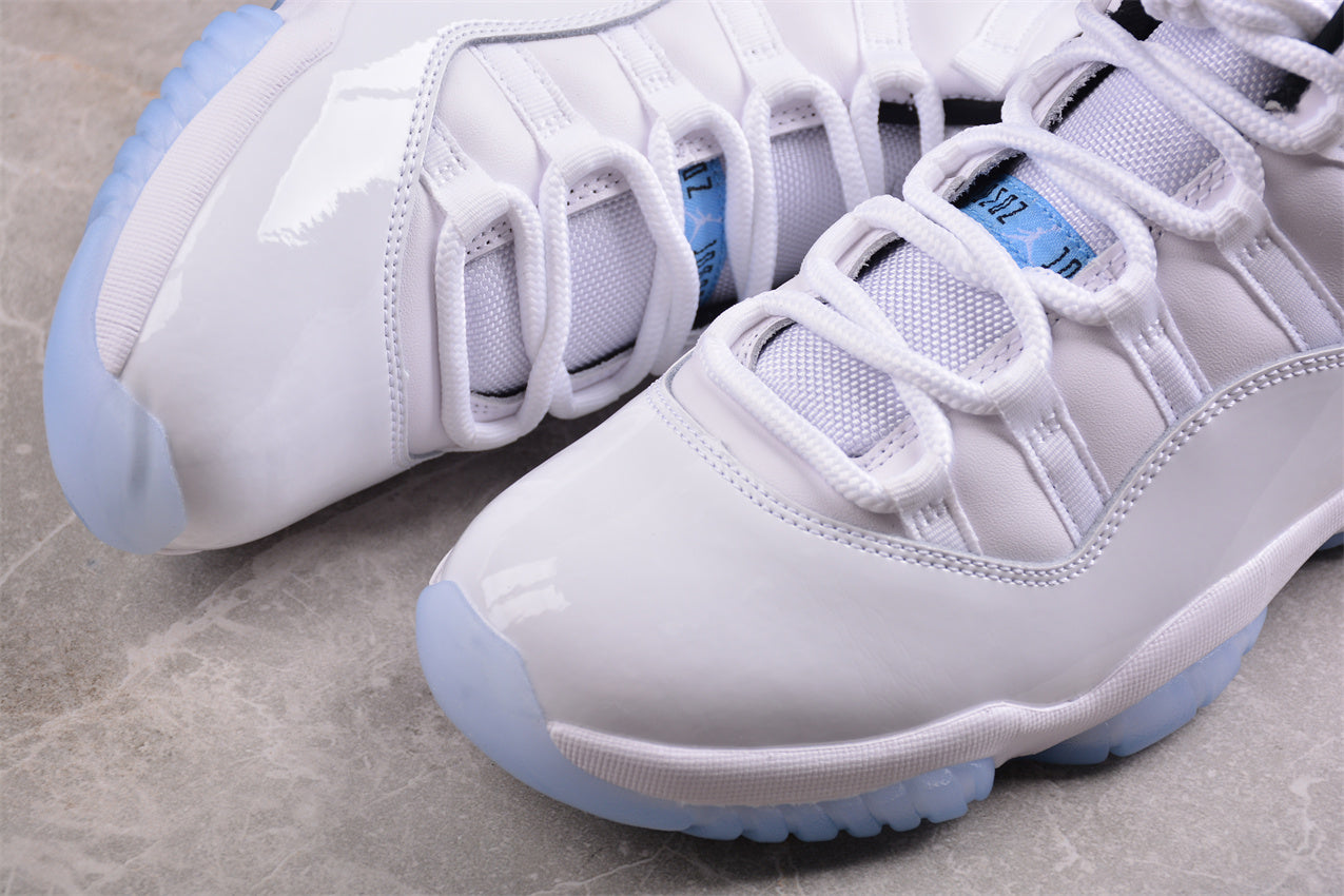Air Jordan 11 "Legend Blue"